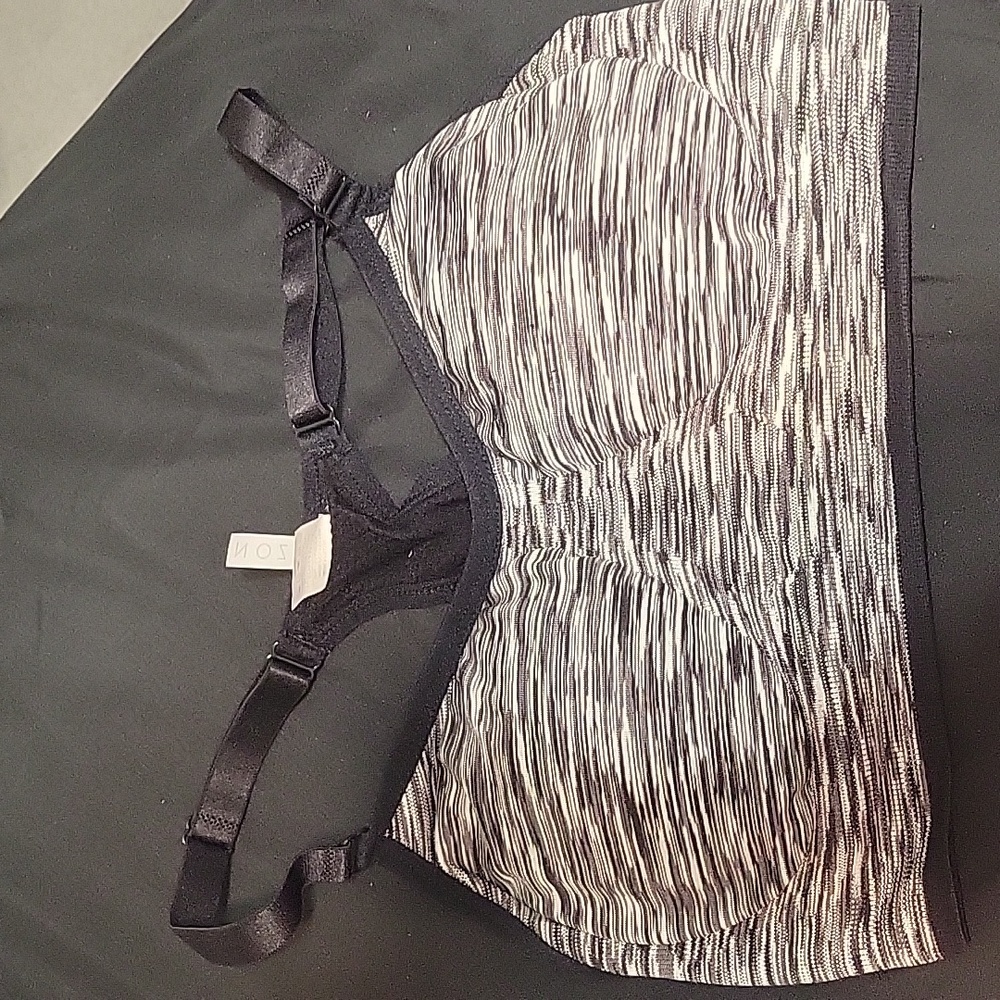 Itzon Sports Bra